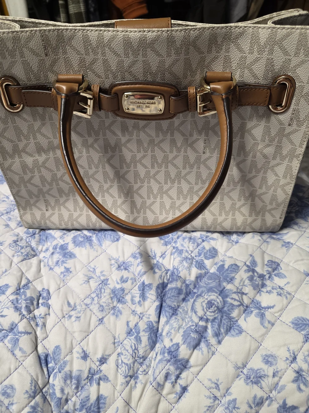 Michael Kors print tote tone